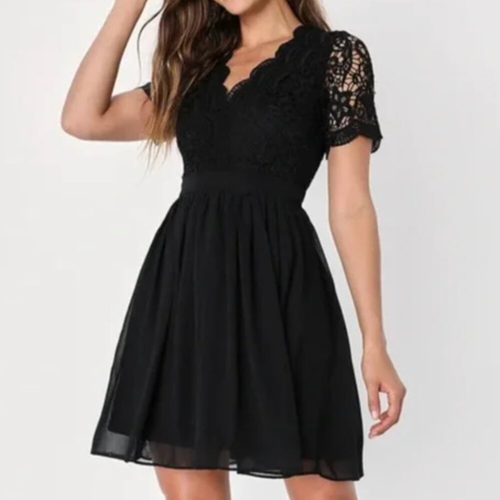 NWT - LuLu’s Angel in Disguise Black Lace Skater Dress Short Sleeve size Medium